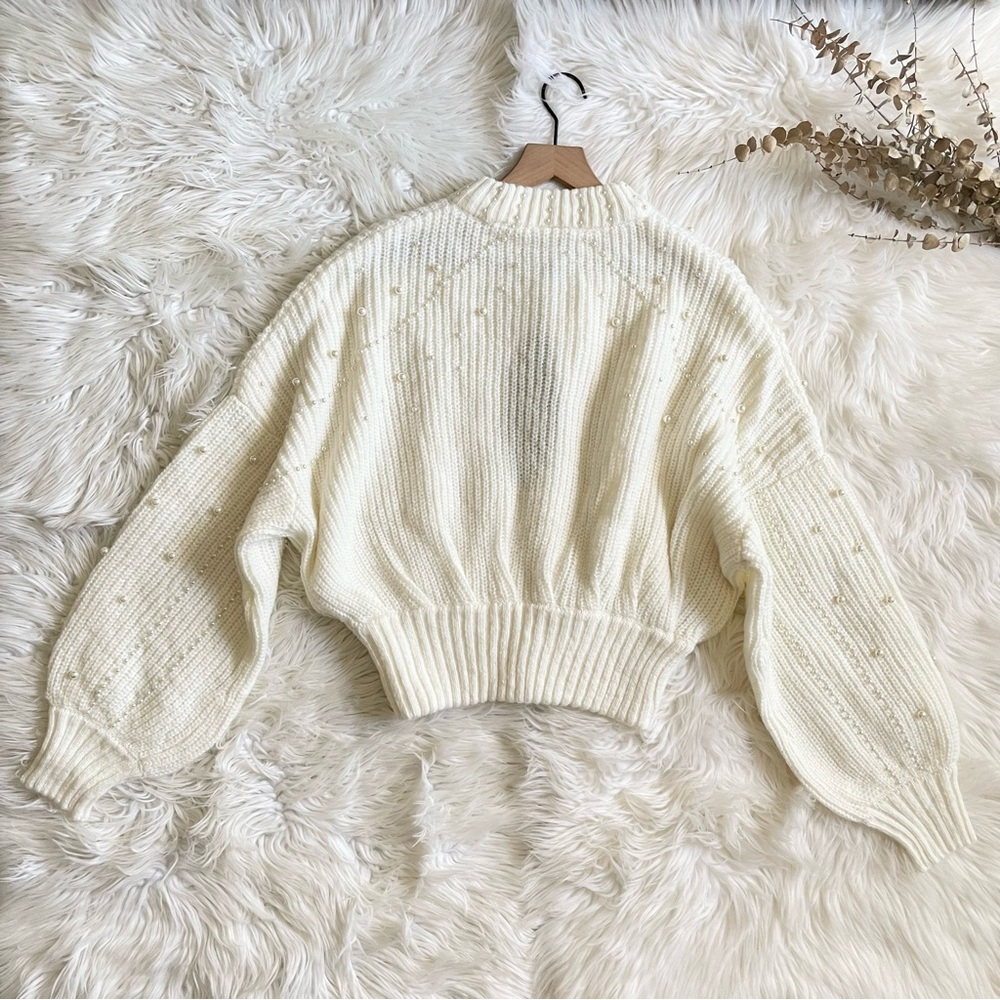 Farm Rio Pearl Embroidered Bubble Sweater Off White Knit NWT Medium - Picture 15 of 16